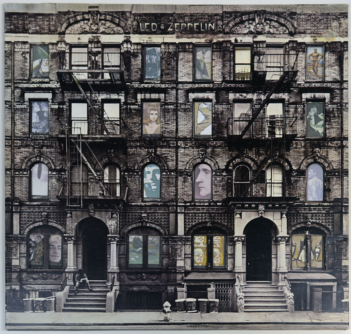 High Resolution Photo #10 LED ZEPPELIN - PHYSICAL GRAFFITI https://vinyl-records.nl 